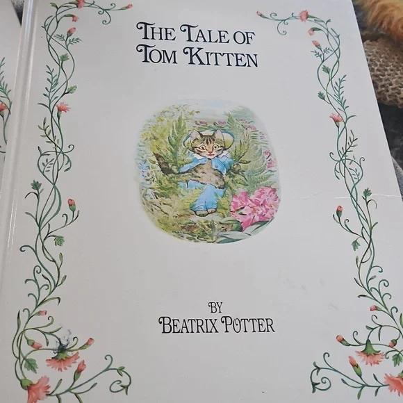Beatrix Potter Books Bundle - Picture 4 of 6